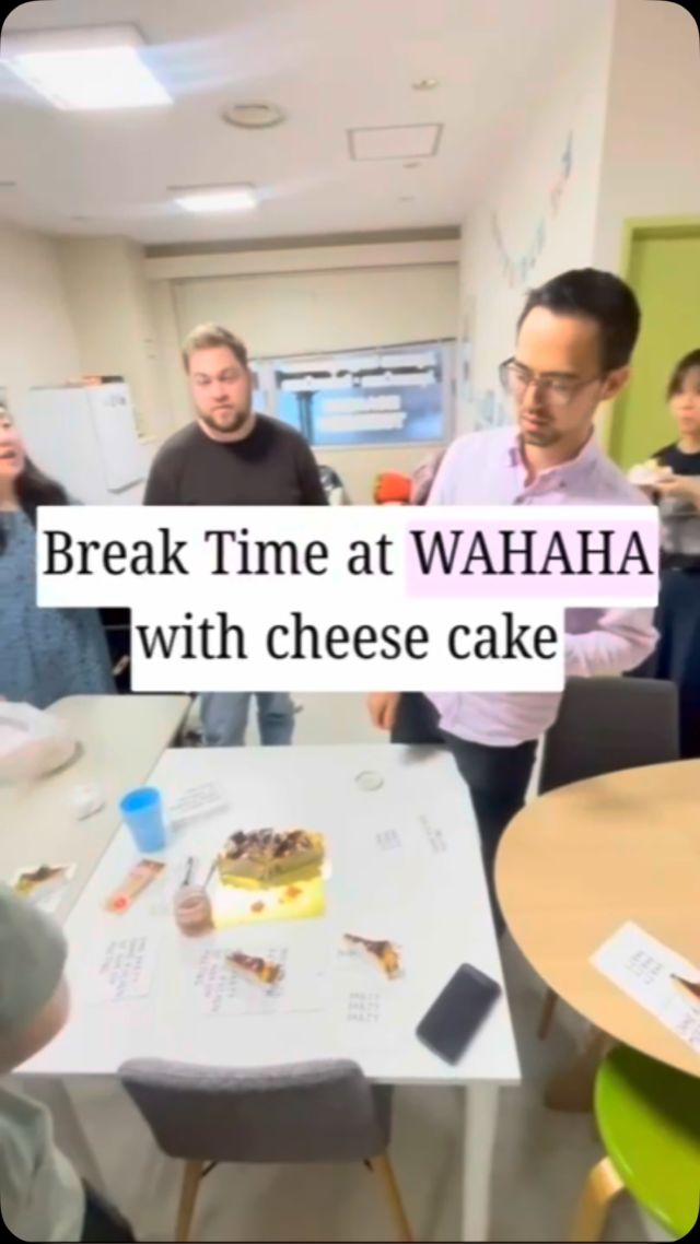 🍰 Break Time 🍰
アレックスさんが手作りのチーズケーキを持ってきてくれました🍰
みんなで美味しくいただきました🍽️
アレックスさん、ありがとう！

🍰 Break Time 🍰
Alex brought us some of his homemade cheesecake! 🍰
We all thoroughly enjoyed it together during our break! 🍽️
Thank you so much, Alex!

#wahahajapaneselanguageschool #wahaha #japanese #cheese #cake