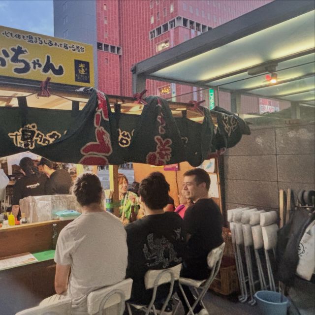 🏮 福岡名物！屋台ツアー 🏮
みんなで福岡の夜の定番、屋台へ行ってきました！✨
暖簾をくぐると、屋台ならではの熱気と美味しい香りがふわっと広がってワクワク🍜🍢
ラーメンやおでん、明太子料理など、屋台グルメをみんなで囲みながらワイワイ楽しい夜を過ごしました❤️
店主さんや地元のお客さんとの距離も近くて、ローカルな福岡の魅力をたっぷり体感できた最高の思い出になりました👍

🏮 A Night at Fukuoka's Famous Yatai! 🏮
We all headed out to experience one of Fukuoka’s iconic night traditions: the open-air food stalls (Yatai)! ✨
As soon as we stepped under the noren curtains, we were welcomed by the lively energy and irresistible aromas! 🍜🍢
From piping hot ramen and oden to savory mentaiko dishes, everyone had a blast sharing delicious yatai classics together! ❤️
Sitting shoulder-to-shoulder with the chef and friendly locals gave everyone a genuine taste of Fukuoka's vibrant street culture! 👍

#wahaha 
#japanese 
#languageschool 
#fukuoka 
#yatai